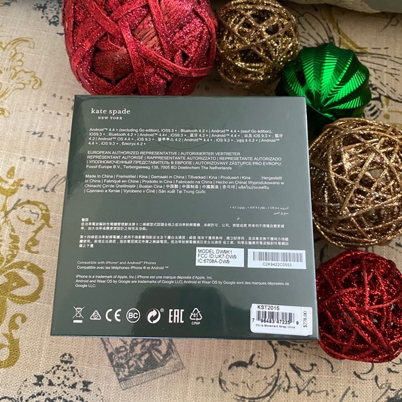 Kate Spade Sport Smartwatch - Silicone Strap - Picture 3 of 3